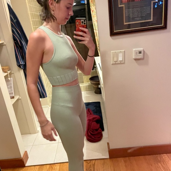 Zara Set - Picture 2 of 8